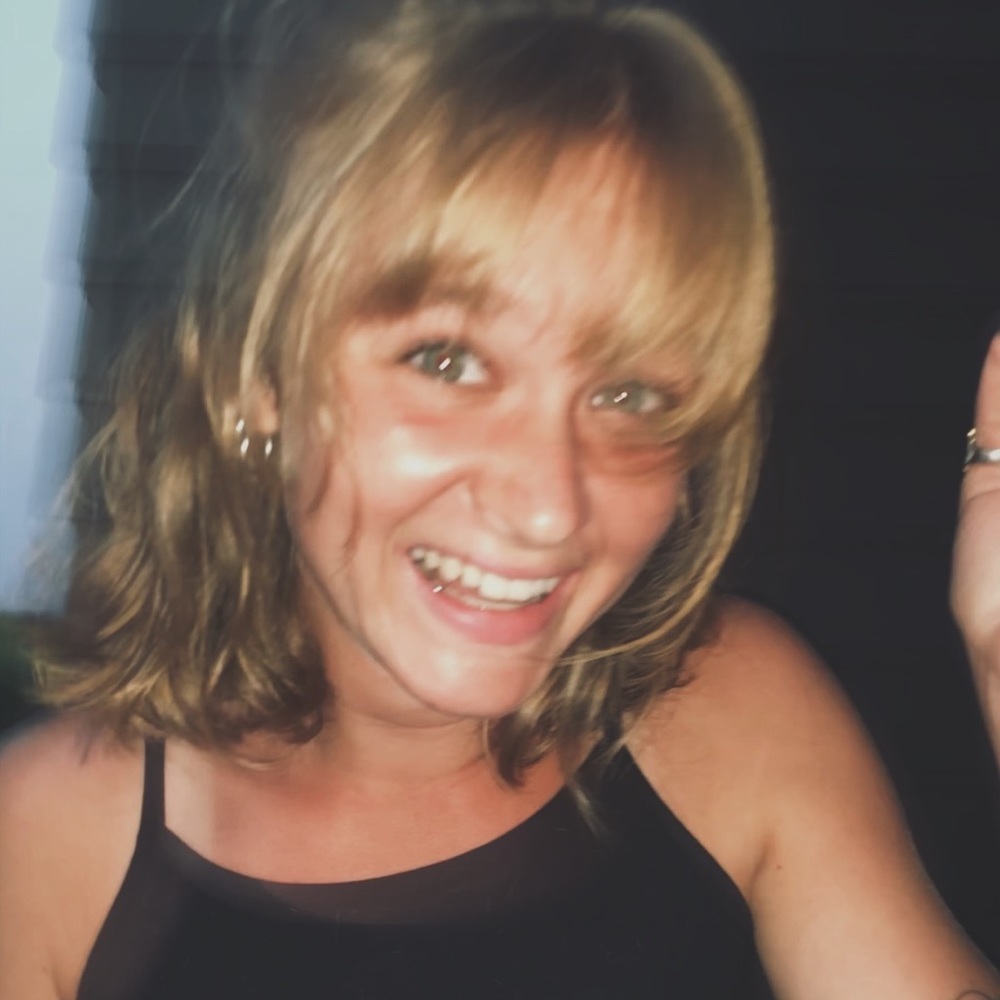Meet your Posher, Lucy